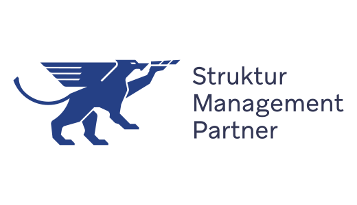 Logo von Struktur Management Partner: Eine stilisierte, dunkelblaue Greif-Figur schreitet nach links. Rechts daneben steht in zwei Zeilen der Firmenname "Struktur Management Partner" in dunkelblauer Schrift.