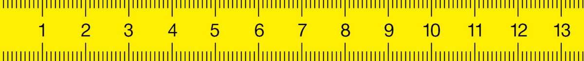 Grafik: Ein gelber Zollstock auf schwarzem Hintergrund. Der Zollstock ist horizontal ausgerichtet und mit den Zahlen 1 bis 13 beschriftet. Unterhalb des Zollstocks befindet sich eine Beschriftung, die angibt, dass 1 Zoll 2,54 Zentimetern entspricht.