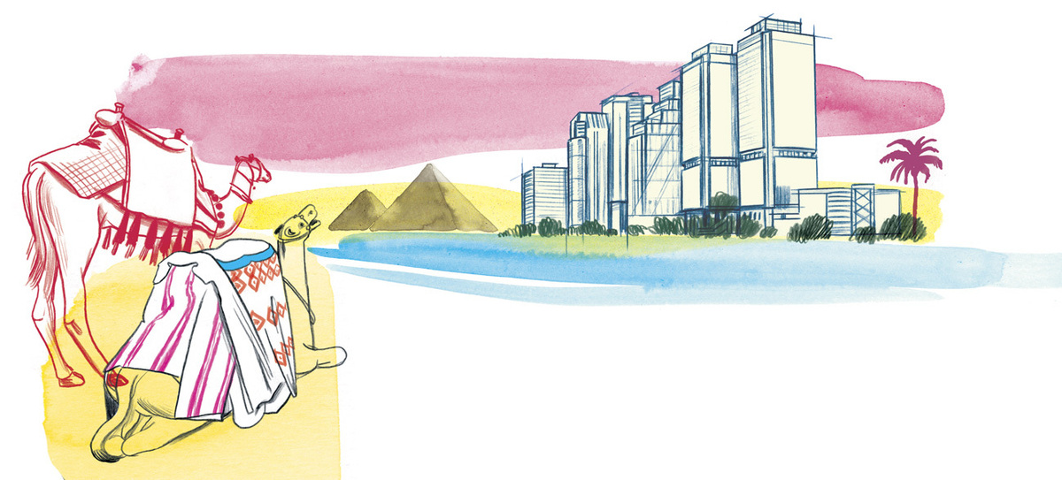 Zeichnung einer Landschaft in Ägypten. Im Vordergrund ein Mann auf einem Kamel, gekleidet in traditionelle Gewänder. Im Hintergrund erheben sich die Pyramiden vor einer modernen Skyline mit hohen Gebäuden. Der Himmel ist in zarten Rosa- und Lilatönen gehalten.