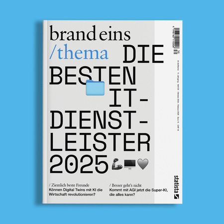 Das Bild zeigt das Cover einer Zeitschrift. Der Hintergrund ist weiß, mit einem blauen Streifen im oberen Bereich. In schwarzer Schrift steht groß "brand eins /thema DIE BESTEN IT-DIENSTLEISTER 2025". Darunter befindet sich ein kleines blaues Rechteck mit einem Herz darin. Am unteren Rand des Covers sind kleinere Schriftzüge zu lesen, darunter das Logo von "statista".
