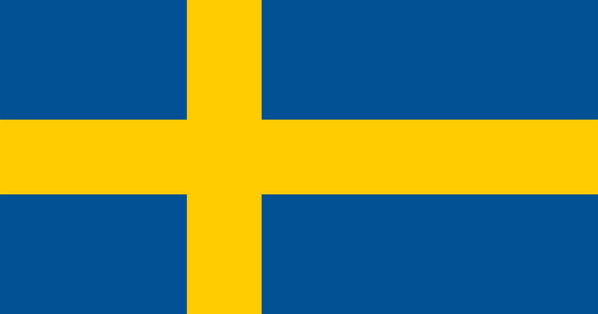 Das Bild zeigt die Flagge von Schweden mit einem blauen Feld und einem gelben Kreuz in der Mitte. Das Kreuz ist diagonal über das Feld gelegt, wodurch ein auffälliger Kontrast zwischen den beiden Farben entsteht. Die Flagge ist einfach und leicht zu verstehen, da sie keinen zusätzlichen Text oder Symbole enthält.