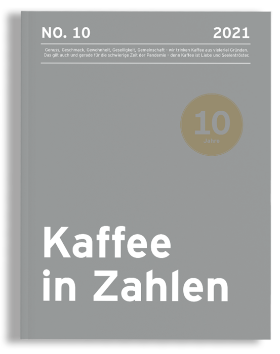 Bei dem Bild handelt es sich um das Cover eines Buches mit dem Titel "Kaffee in Zahlen" mit einem minimalistischen Design mit grauem Hintergrund und weißem Text. Das Cover enthält außerdem einen goldenen Kreis mit der Zahl "10" und dem Text "Jahre", was auf die 10. Auflage des Buches hinweist. Die Umschlaggestaltung suggeriert eine Fokussierung auf die Kaffeekultur und den Kaffeegenuss im Kontext des Buchinhaltes.