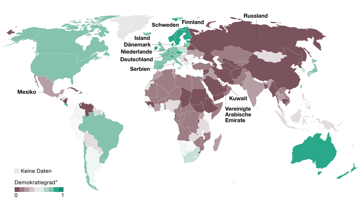 Das Bild ist eine Weltkarte, die die politischen und militärischen Zugehörigkeiten verschiedener Länder zeigt. Sie ist in verschiedene Regionen unterteilt, die jeweils ein anderes Land repräsentieren. Die Länder sind mit ihren jeweiligen Namen beschriftet, und die Karte ist farblich gekennzeichnet, um die Stärke dieser Zugehörigkeit anzuzeigen. Die Karte ist am unteren Rand mit den Begriffen "Schweden", "Finnland", "Russland", "Schweden", "Finnland", "Russland", "Kuwait", "Verreingei Arabische Emirate" und "Mexiko" beschriftet. Die Karte enthält auch die Begriffe "Demokratieregad" und "Keine Dienen" unten links, die auf das politische System der Länder hinweisen.