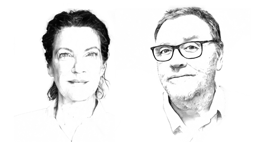 Das Bild ist ein Schwarz-Weiß-Porträt eines Mannes und einer Frau, die beide in die Kamera lächeln. Der Mann trägt eine Brille, die Frau hat dunkles Haar. Das Porträt ist in einem flachen, zweidimensionalen Stil gehalten, ohne zusätzliche Elemente oder Farben. Das Bild ist eine einfache, klare Darstellung der beiden Personen, ohne Text oder andere Objekte.