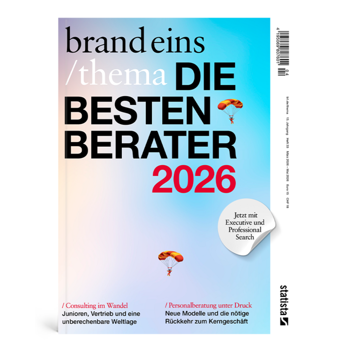 Das Bild ist das Cover eines Magazins oder Buches mit dem Titel „Brand Eins / thema die BESTEN BERATER 2026“ und zeigt ein blau-orangefarbenes Farbschema mit zwei fallenden Fallschirmen im Hintergrund. Das Cover enthält außerdem einen deutschen Text, der übersetzt „Brand Eins / thema die BESTEN BERATER 2026” lautet, sowie einen Hinweis darauf, dass das Buch in deutscher Sprache erhältlich ist. Auf dem Cover wird außerdem erwähnt, dass das Buch Teil der Statista-Reihe ist und in deutscher Sprache erhältlich ist.