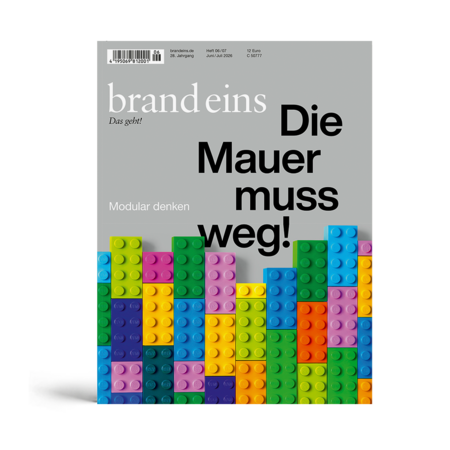 Das Bild zeigt ein Zeitschriftencover mit einer farbenfrohen Darstellung aus bunten Legosteinen, die zu einer Stadtlandschaft angeordnet sind. Der Text auf dem Cover enthält den Titel „brand eins Die Mauer muss weg!“ sowie das Datum „Jün. Juni. 2007“. Auf dem Cover sind außerdem der Ort „Brankets-de-Neuborgasse, mit 2, 5077 Gängen“ und der Preis „De 600,00 €“ angegeben. Die Gestaltungselemente und Farben sorgen für ein optisch ansprechendes und einladendes Layout, wodurch das Magazin zu einer attraktiven und zugänglichen Informationsquelle für seine Leser wird.