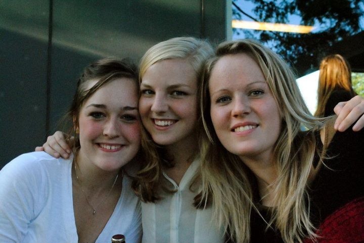 Austauschschülerin mit Freundinnen in Dänemark