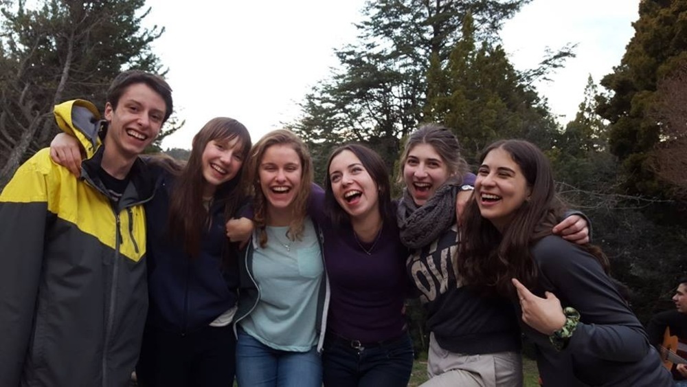Austauschschülerin mit Freunden in Argentinien