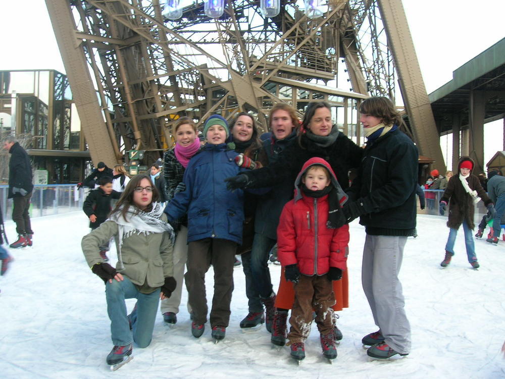 Schlittschuhlaufen am Eiffelturm