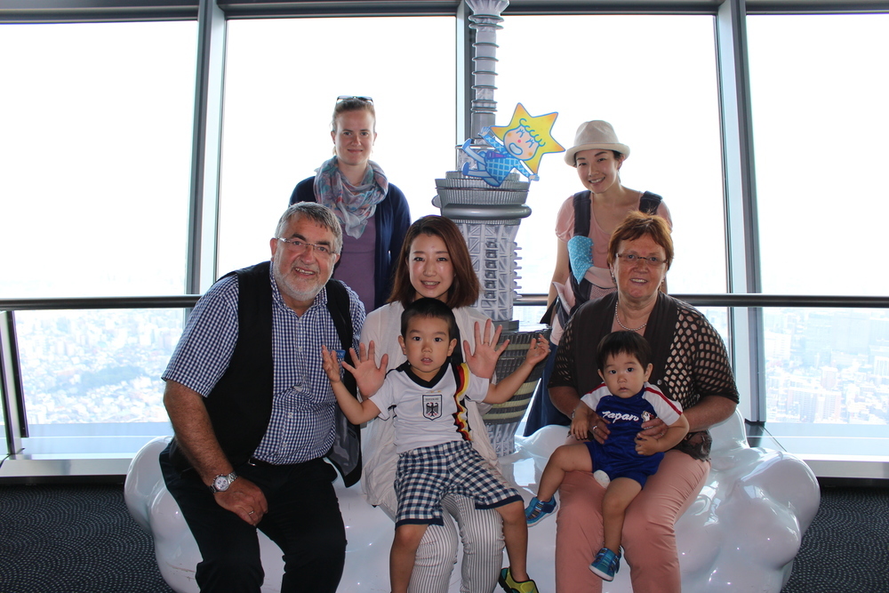 Familientreffen mit Gasttochter und Gastenkeln in Japan