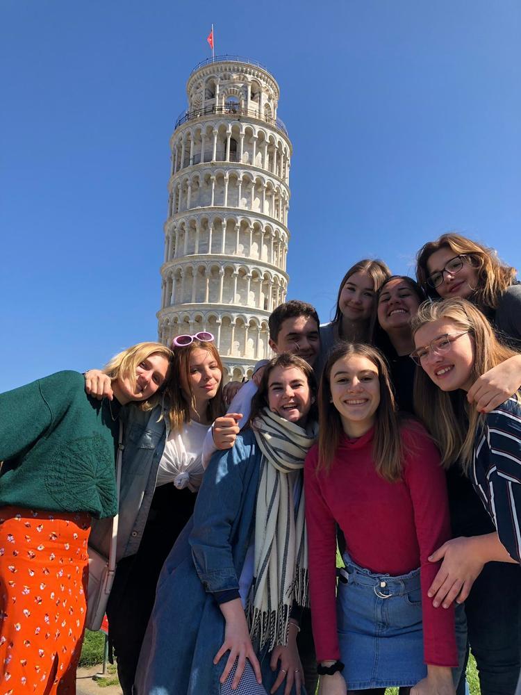 Mit anderen Austauschschülerinnen und Austauschschülern in Pisa