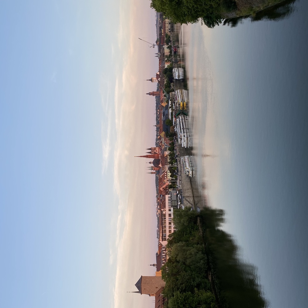 Blick auf Würzburg von der Alten Mainbrücke.