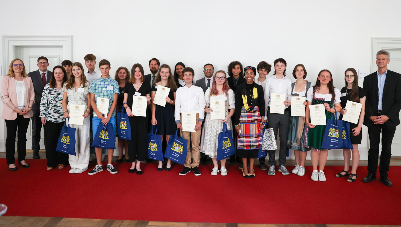Austauschschüler starten als Botschafter Bayerns ins Austauschjahr