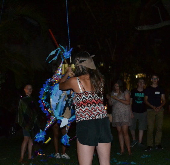 Piñata bei der YFU Orientation 