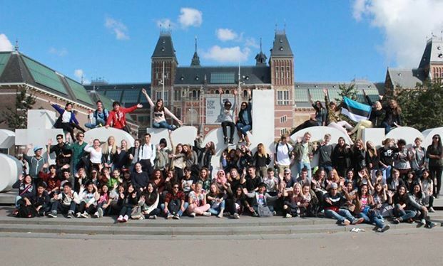Alle YFU-Austauschschüler vor dem Rijksmuseum in Amsterdam