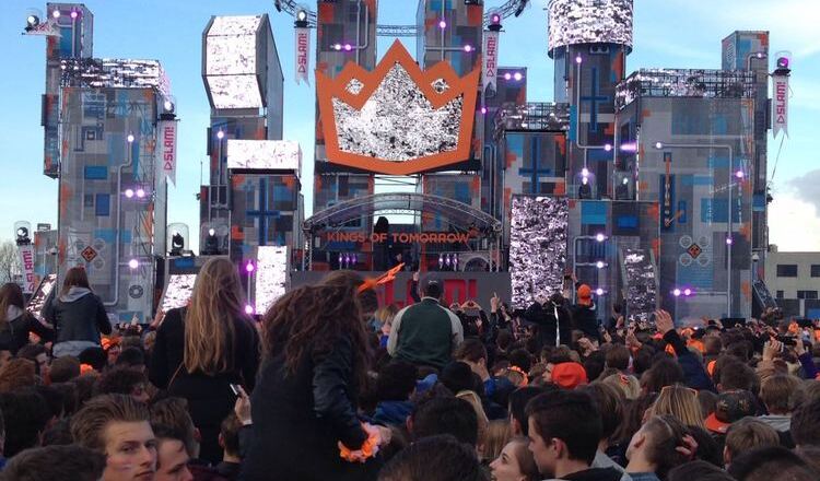 Am Koningsdag wird der Geburtstag des Königs gefeiert